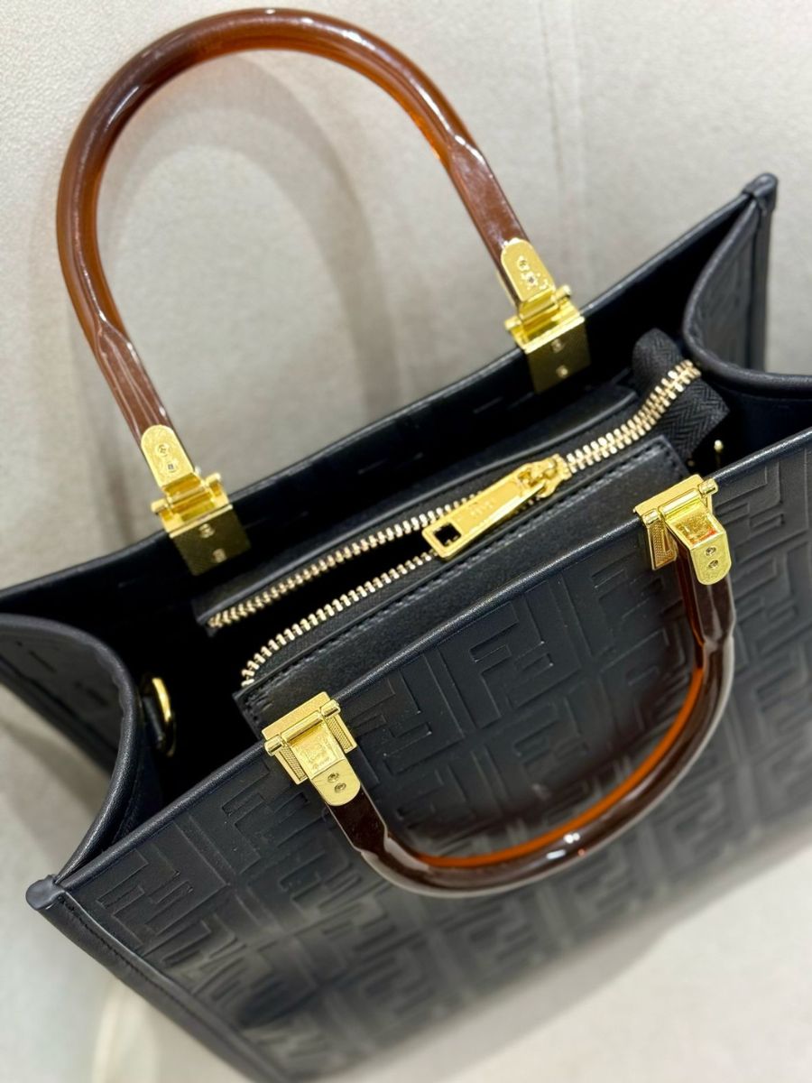 Cartera Fendi Sunshine Carey
