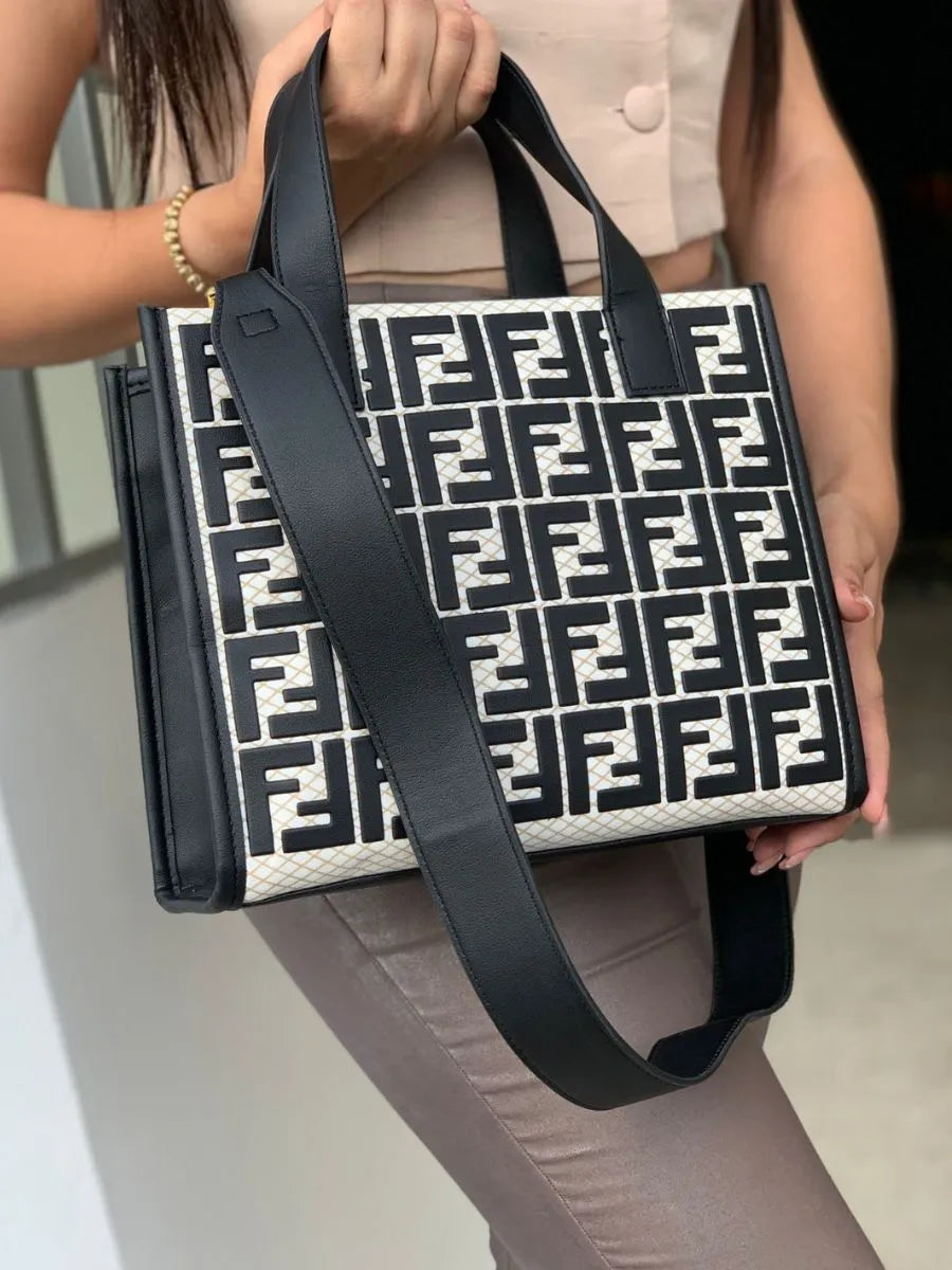 CARTERA DE MANO
