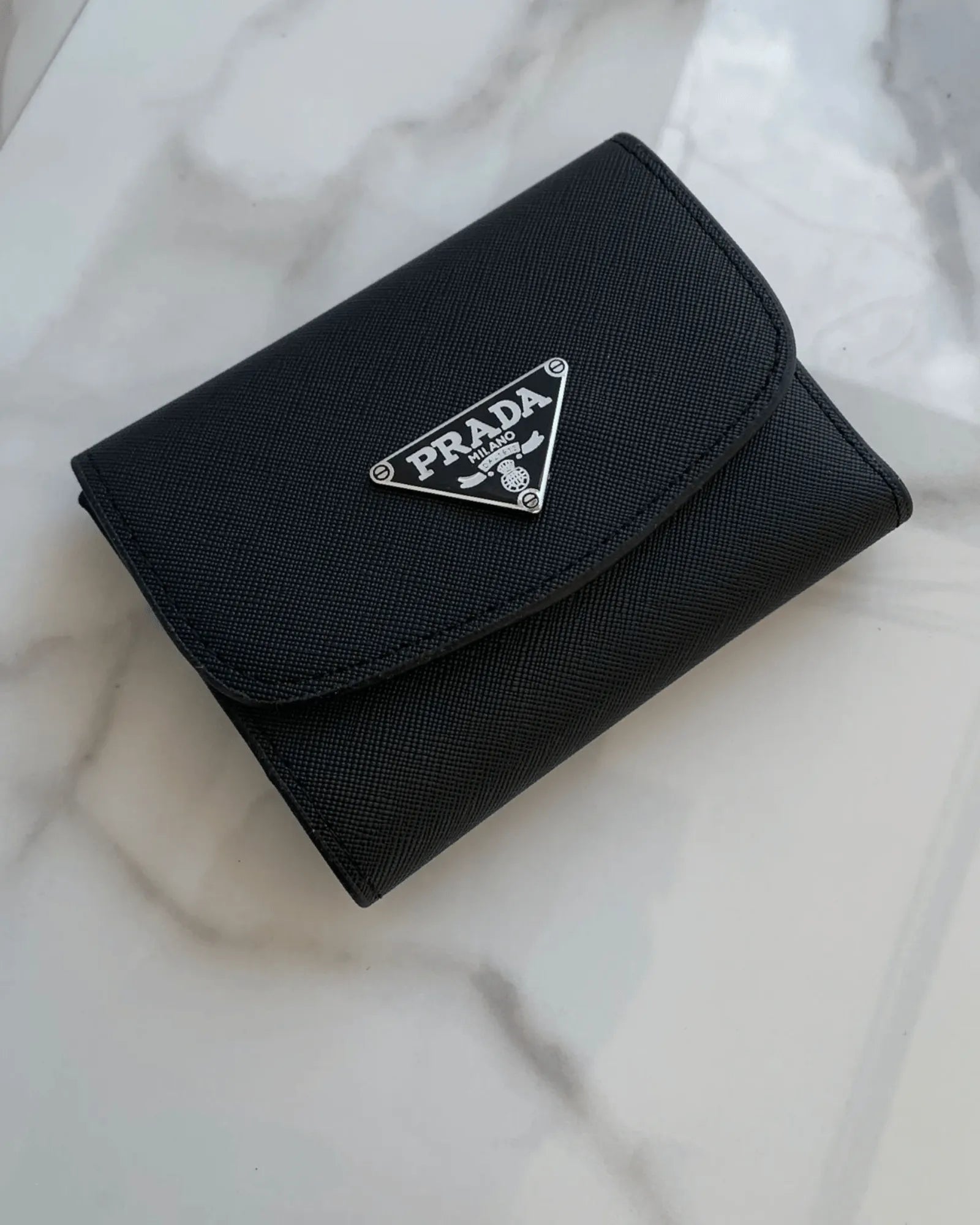 BILLETERA DAMA EN CUERO SAFFIANO