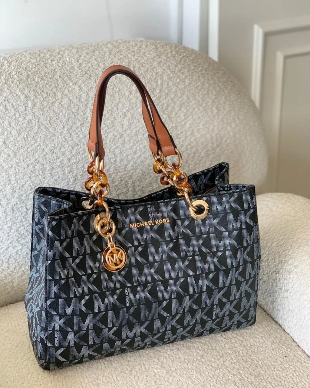 MK CARTERA MANIJA CAREY