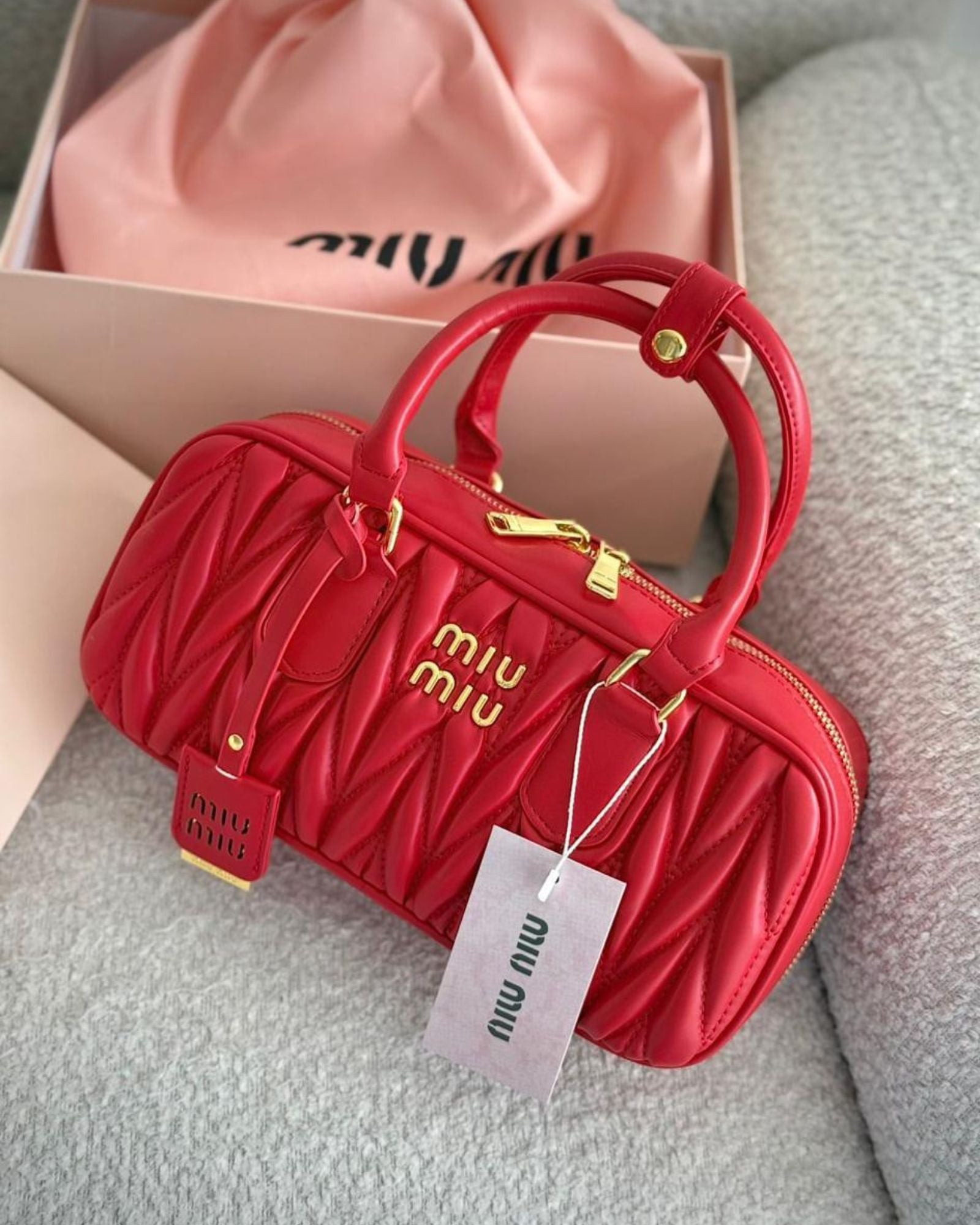 MIU MIU BAÚL MEDIANO