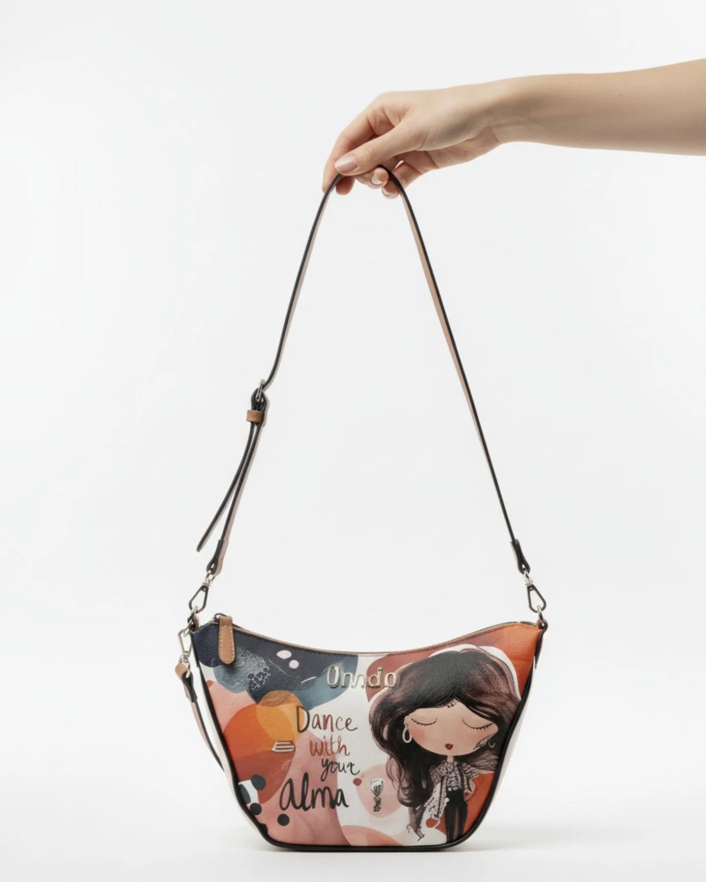 ANEKKE E/  MANOS LIBRES