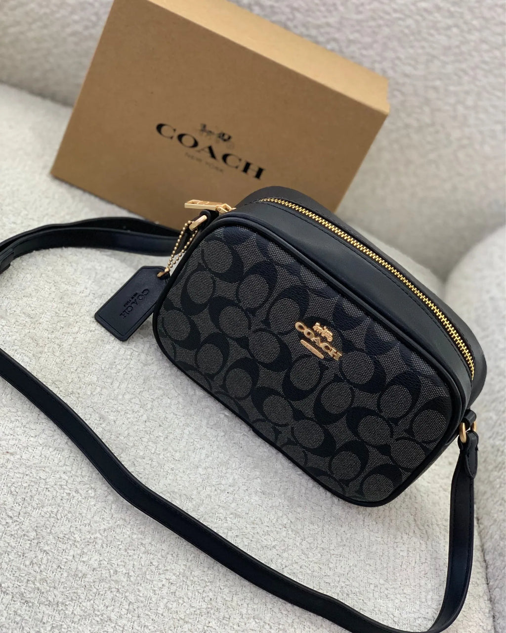 Coach Elegance Classic
