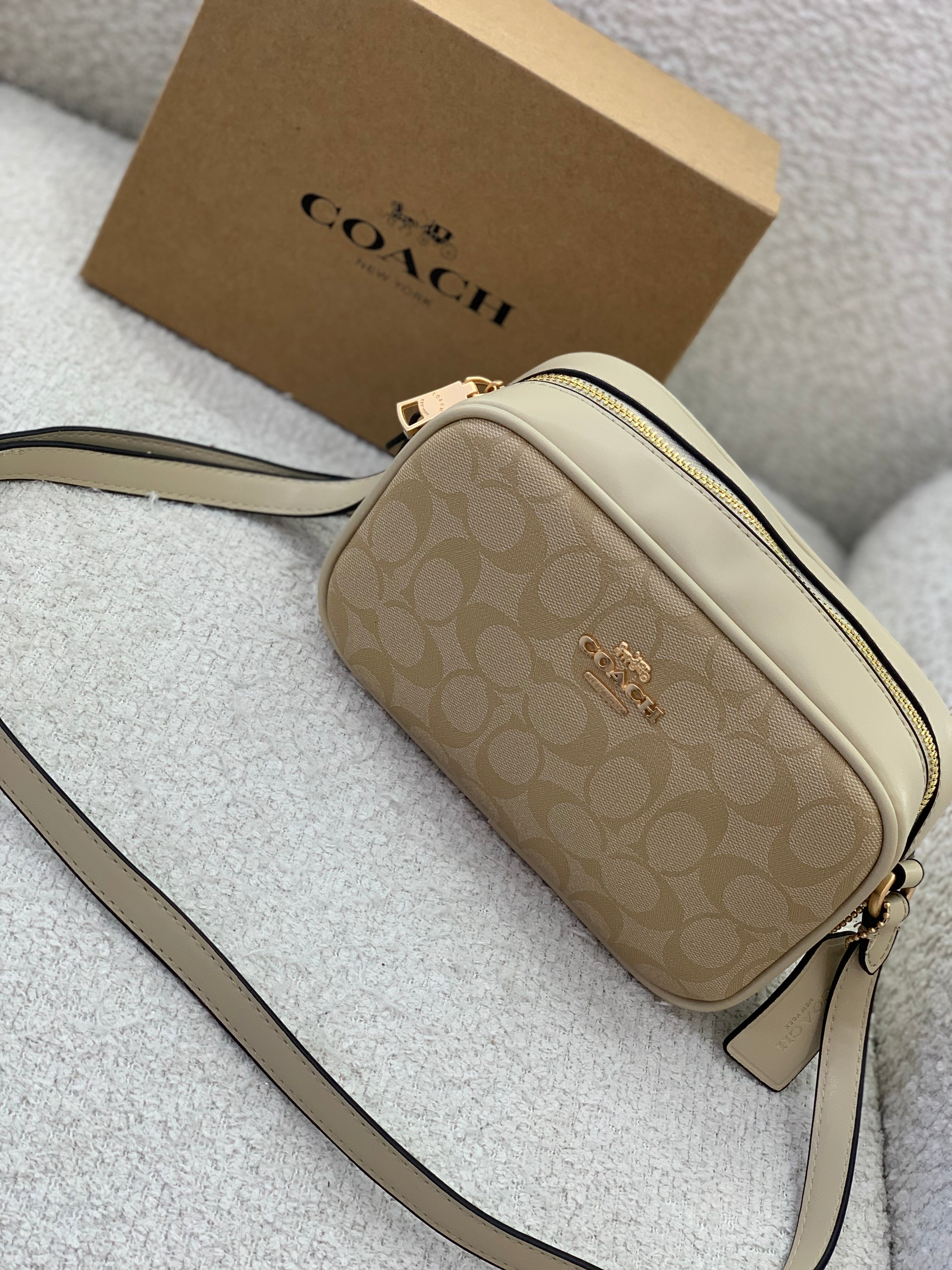 Coach Elegance Classic