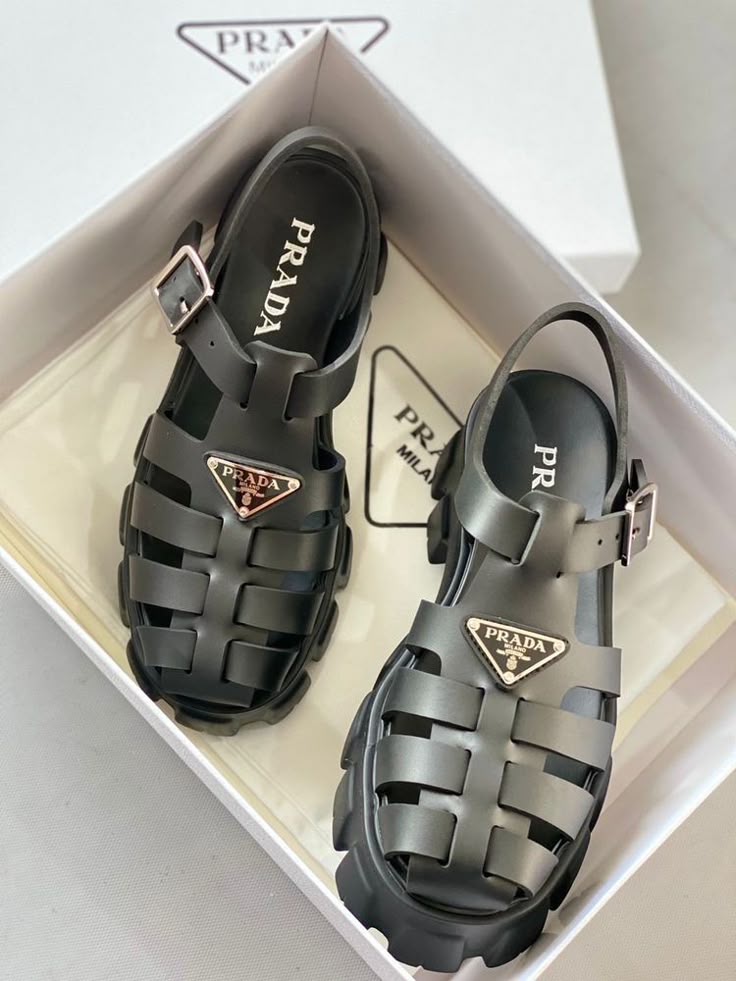 PRADA PLATAFORMA