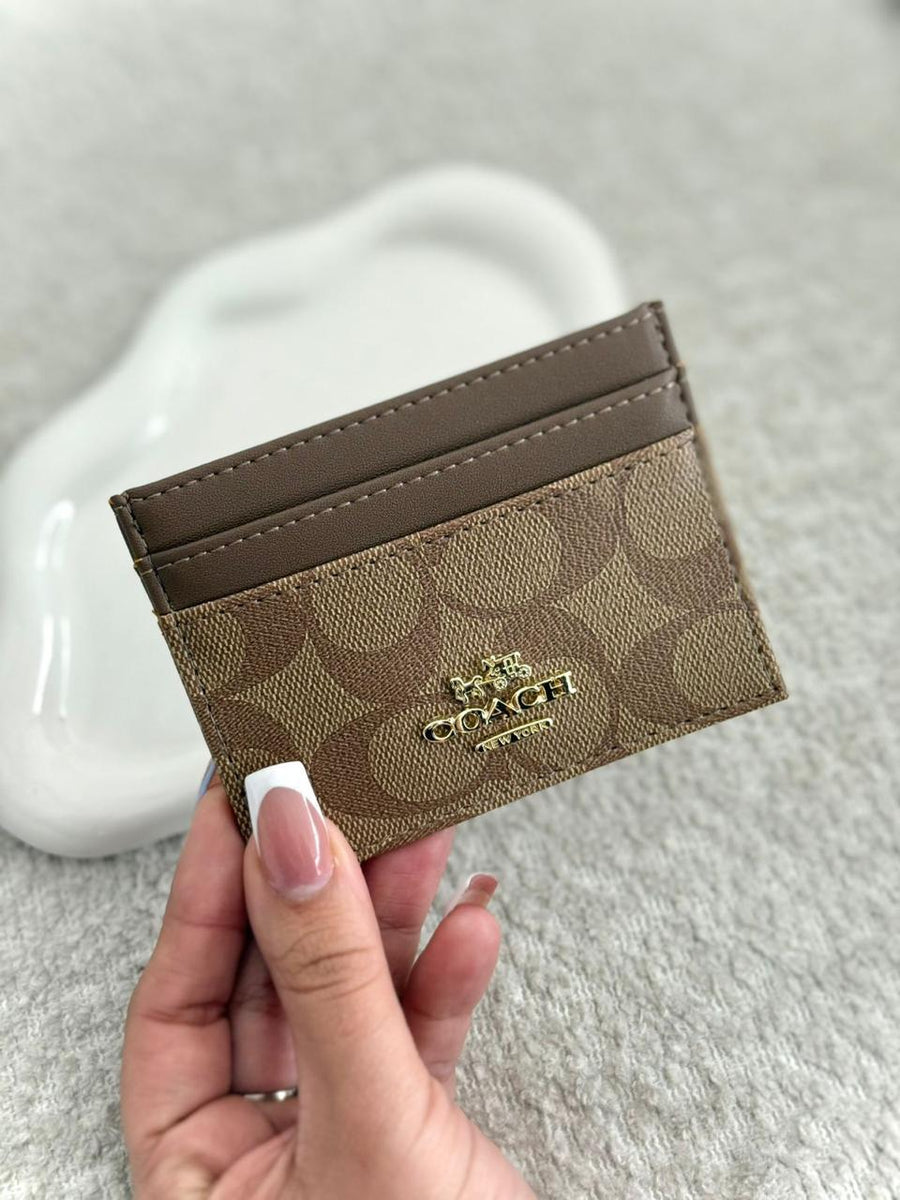 TARJETERO COACH MINI SKINNY