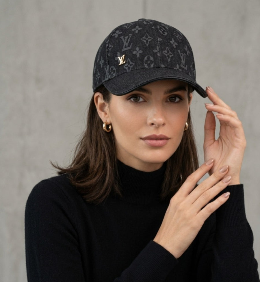 GORRA LV