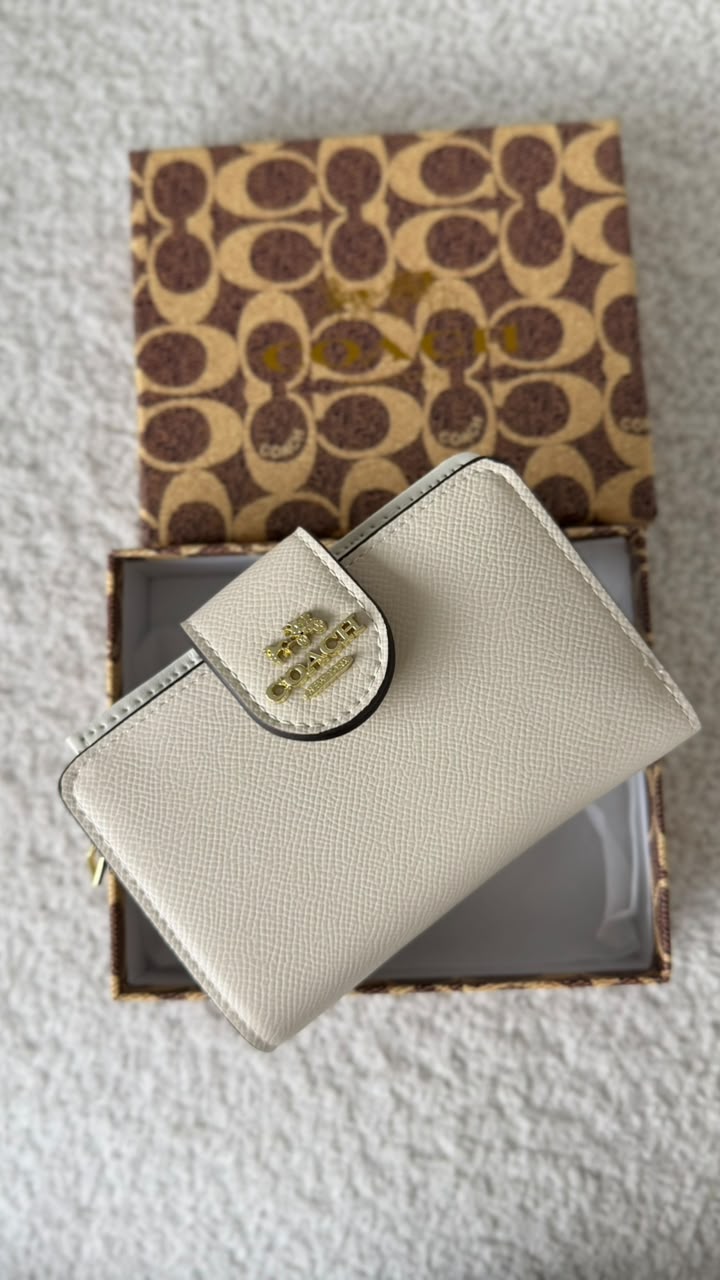 Billetera Corner Coach