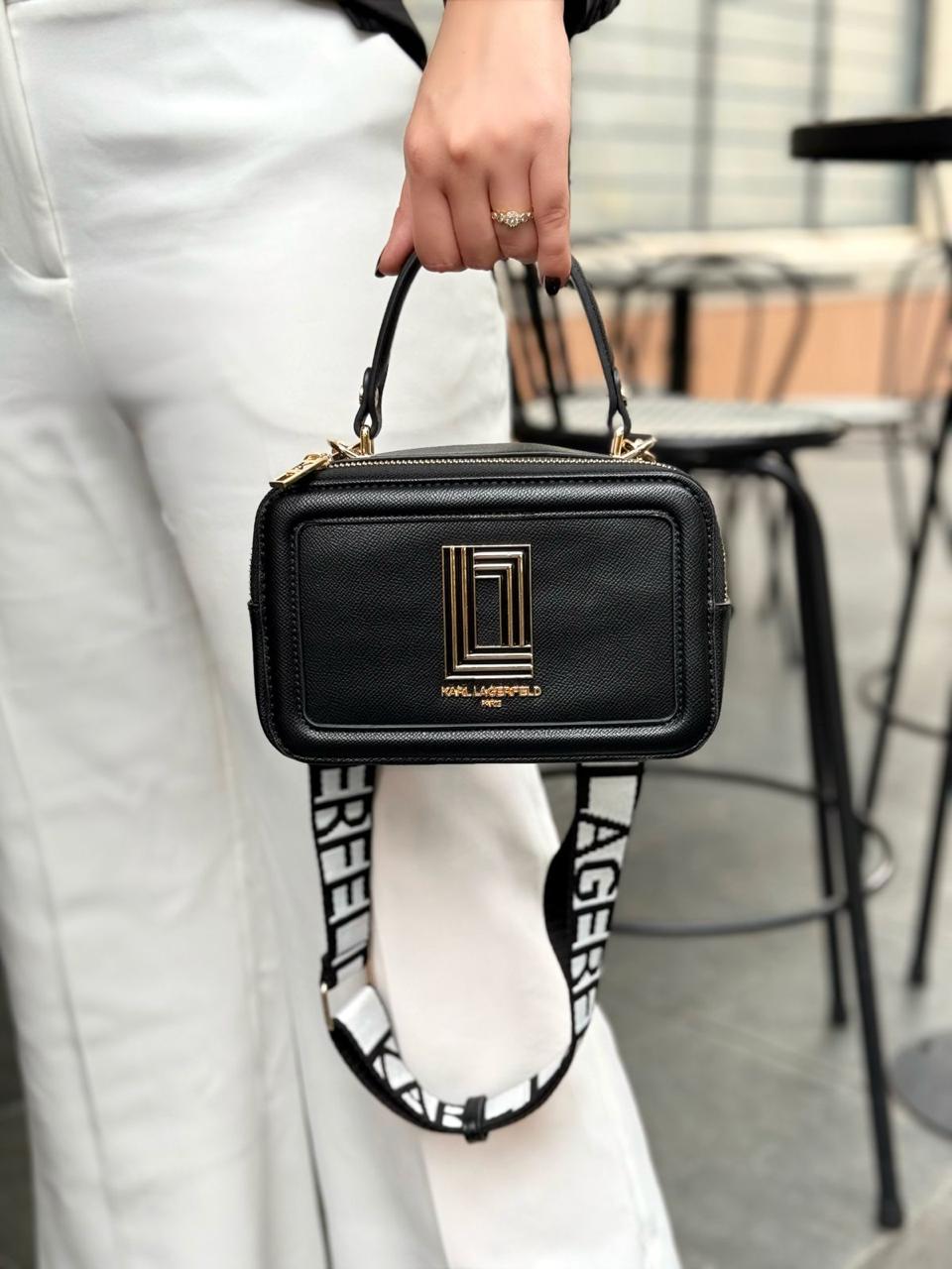 MANOS LIBRES NEGRO HERRAJE DORADO