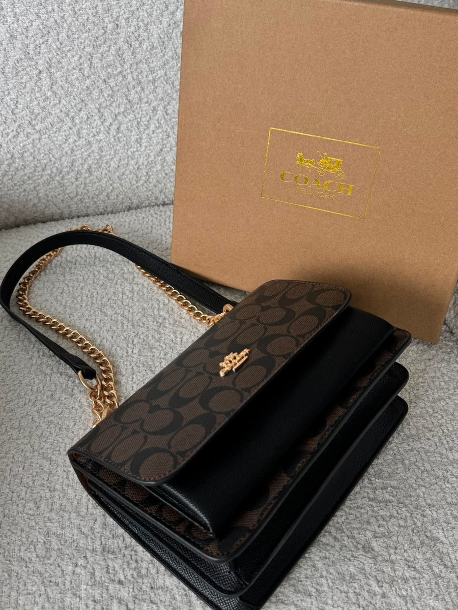 CARTERA CHELSEA CLASS COACH