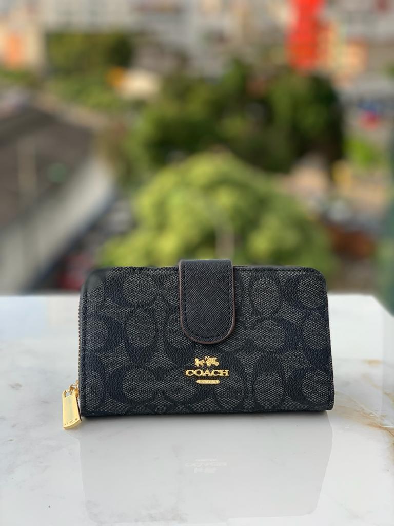 Billetera Coach M  Corner
