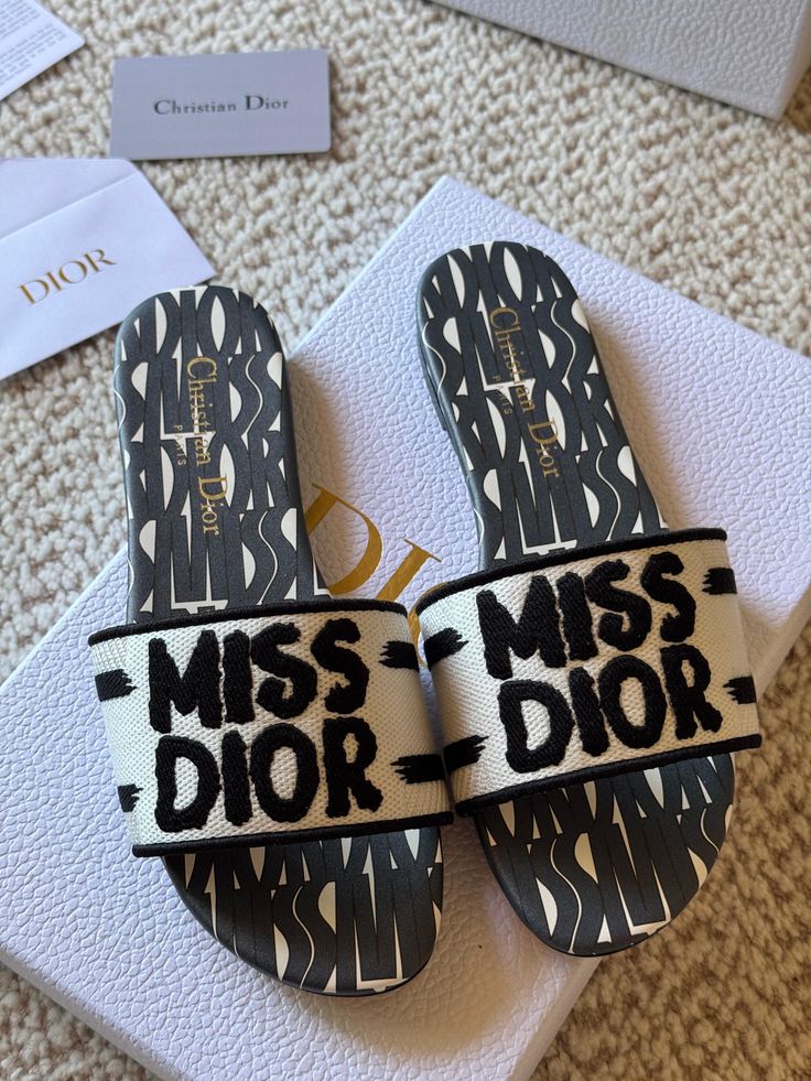 Sandalia Miss Dior Mule The Way