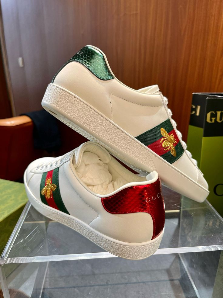 GUCCI ABEJA PLANO